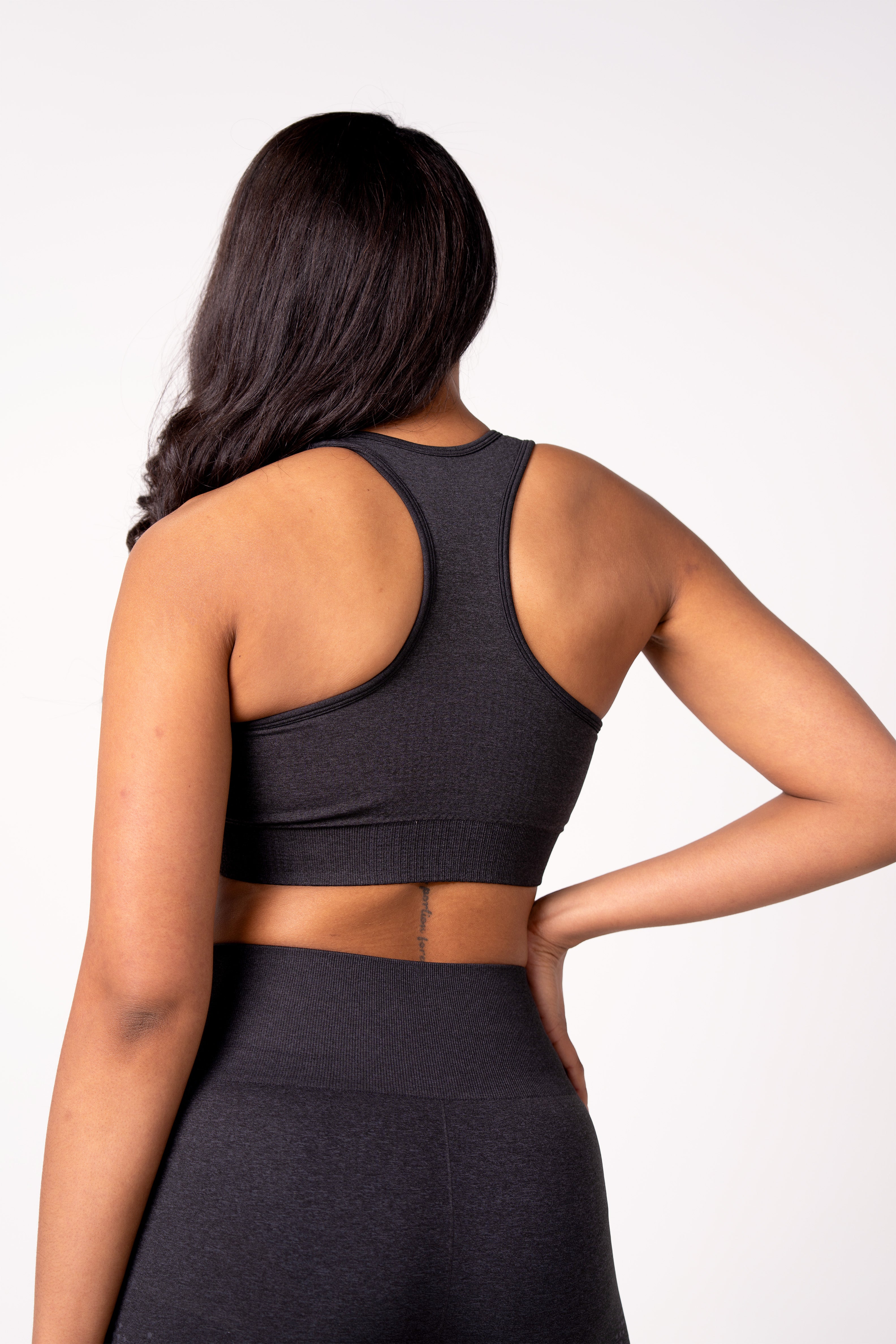 Essential Sports Bra - Black
