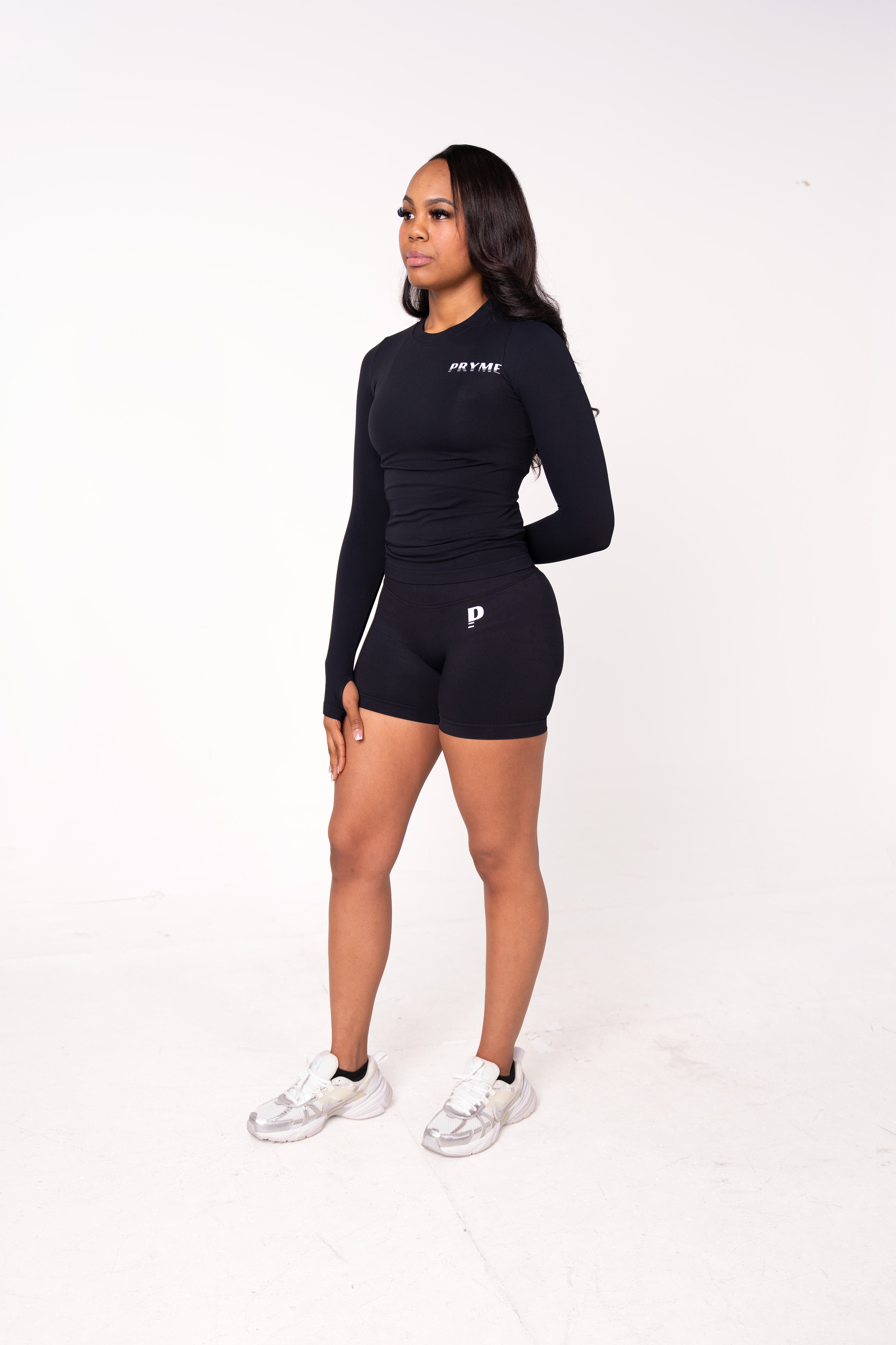 Essential Shorts - Black